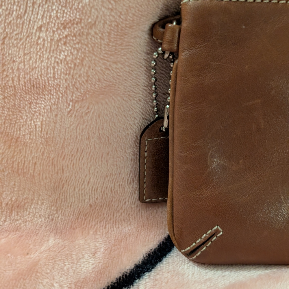 Coach Tan Leather Wristlet Vintage EUC - Picture 9 of 13